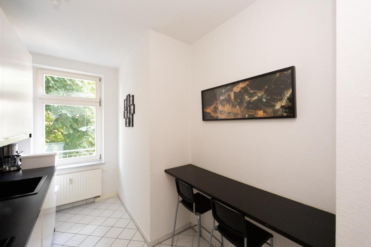 L.e. Apartment *